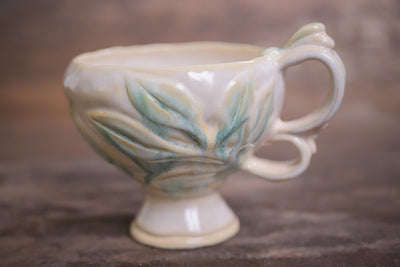 Pedestal Carved Branch Mug